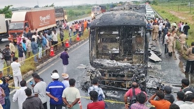కర్నూలు బస్సు ప్రమాదం కర్నూలు బస్సు ప్రమాదం