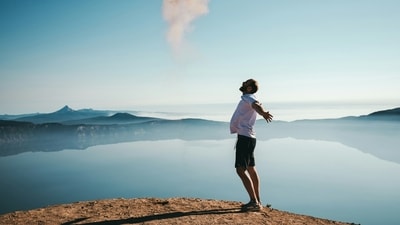 Dr London shares 7 essential habits for a healthier, more energetic life. (Unsplash) Dr London shares 7 essential habits for a healthier, more energetic life. (Unsplash)