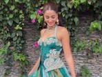 Ananya Panday wore an emerald choker with matching earrings to go with her outfit. Ananya Panday wore an emerald choker with matching earrings to go with her outfit.