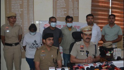 ACP Arvind Kamboj addresses media after the arrest of the three cyber fraud accused (Sant Arora/HT) ACP Arvind Kamboj addresses media after the arrest of the three cyber fraud accused (Sant Arora/HT)