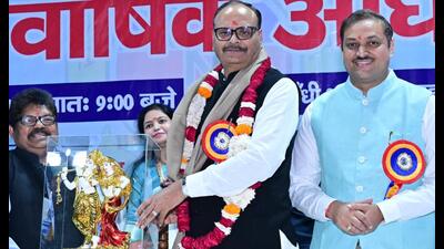 Deputy CM Brajesh Pathak at the 18th convention of the Rajkiya Nurses Sangh in Lucknow on Saturday. (Sourced) Deputy CM Brajesh Pathak at the 18th convention of the Rajkiya Nurses Sangh in Lucknow on Saturday. (Sourced)