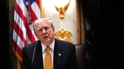 US President Donald Trump during a meeting in the Cabinet Room of White House in Washington, DC, US, on Friday, Nov. 7, 2025. (Bloomberg)