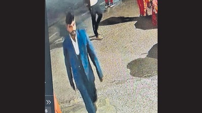 The CCTV footage accessed by police showed the duo entering the venue at 8 pm. (HT) The CCTV footage accessed by police showed the duo entering the venue at 8 pm. (HT)