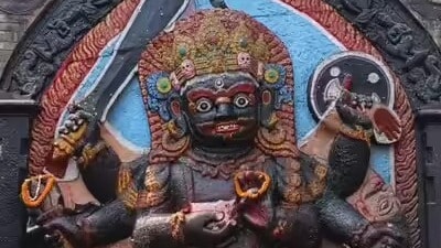 কাল ভৈরবের পুজোয় কোন কোন বিধি মেনে চলা উচিত? কাল ভৈরবের পুজোয় কোন কোন বিধি মেনে চলা উচিত?