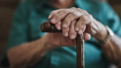 Growing old (Unsplash) Growing old (Unsplash)