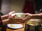 What is the ideal time to eat dinner? Dr shares tips