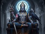 <p>శని దేవుడిని కర్మఫల దేవుడిగా పరిగణిస్తారు. శని తిరోగమనం ఆపేసి.. ప్రత్యక్షంగా కదిలినప్పుడు అన్ని రాశిచక్రాలపై తీవ్ర ప్రభావాన్ని చూపుతుంది. ఈ సమయంలో కర్మకు సంబంధించిన ఫలితాలు మరింత త్వరగా కనిపిస్తాయి. 2025 శని సంచారం సంచారము కొన్ని రాశులకు ఆర్థిక, వృత్తి, అపారమైన పురోగతిని తెస్తుంది. ప్రత్యేకంగా ప్రయోజనం పొందే ఐదు అదృష్ట రాశుల గురించి తెలుసుకుందాం..</p>