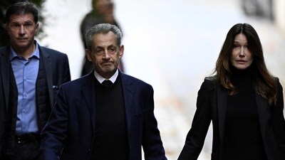 The Paris Court of Appeal ordered the release of former French President Nicolas Sarkozy, who had been imprisoned for 20 days following his conviction in the case of Libyan funding of his 2007 presidential campaign, and placed him under judicial supervision. (AFP File) The Paris Court of Appeal ordered the release of former French President Nicolas Sarkozy, who had been imprisoned for 20 days following his conviction in the case of Libyan funding of his 2007 presidential campaign, and placed him under judicial supervision. (AFP File)
