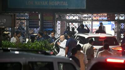 Home minister Amit Shah arrives at LNJP Hospital following a blast near Red Fort (Sonu Mehta/ HT) Home minister Amit Shah arrives at LNJP Hospital following a blast near Red Fort (Sonu Mehta/ HT)
