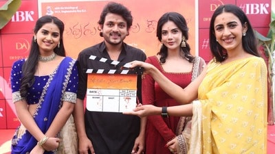 <p>ఇరువురు భామల కౌగిలిలో చిత్ర ప్రారంభోత్సవం సందర్భంగా హీరో హీరోయిన్లపై మెగా డాటర్ నిహారిక కొణిదెల క్లాప్‌నివ్వగా  ప్రముఖ దర్శకులు బి.గోపాల్‌ కెమెరా స్విచాన్‌ చేశారు. ఇక ఫస్ట్‌ షాట్‌కి ప్రముఖ దర్శకులు ఎ కోదండరామిరెడ్డితో పాటు నిర్మాత, కెమెరామెన్‌ ఎస్‌ గోపాల్‌రెడ్డి గౌరవ దర్శకత్వం వహించారు. <br> </p> 