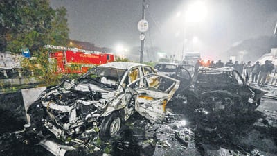 Mangled remains of the vehicles at the site. (Sanjeev Verma/HT Photo) Mangled remains of the vehicles at the site. (Sanjeev Verma/HT Photo)