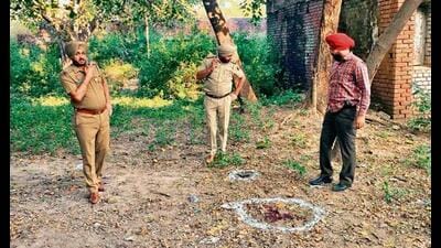 One of the accused was nabbed after a brief exchange of fire near Bhukri road, Kharar, on Monday (HT Photo) One of the accused was nabbed after a brief exchange of fire near Bhukri road, Kharar, on Monday (HT Photo)