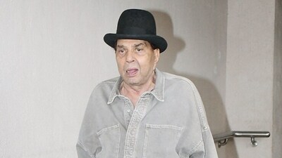 According to reports, Dharmendra is on ventilator at Mumbai's Breach Candy Hospital