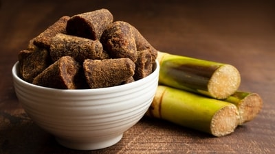 Jaggery helps to improve your immunity. (Picture credit: Freepik) Jaggery helps to improve your immunity. (Picture credit: Freepik)