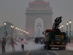 ఢిల్లీలో 400 దాటిన వాయు కాలుష్య సూచీ (AQI), బవానాలో పరిస్థితి దారుణం(ANI Photo/ Atul Kumar Yadav)