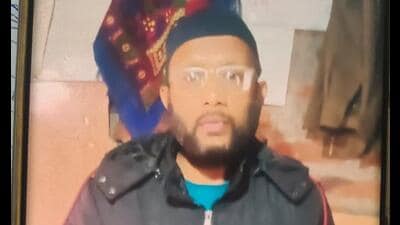 ATS personnel reportedly seized multiple mobile phones, electronic storage devices and documents from his residence. The seized material was being sent for forensic analysis to trace communication networks, financial transactions and digital activity linked to the accused doctors. (Sourced) ATS personnel reportedly seized multiple mobile phones, electronic storage devices and documents from his residence. The seized material was being sent for forensic analysis to trace communication networks, financial transactions and digital activity linked to the accused doctors. (Sourced)