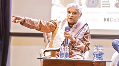 Javed Akhtar spoke at a session on 'The Art of Songwriting' in Delhi. (Photo: Rajjessh Kashyap/HT) Javed Akhtar spoke at a session on 'The Art of Songwriting' in Delhi. (Photo: Rajjessh Kashyap/HT)