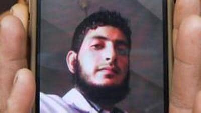 Investigators found detonators, timers, and ammonium nitrate in Faridabad rooms rented under Muzammil’s name, with minimal documentation. (HT Photo) Investigators found detonators, timers, and ammonium nitrate in Faridabad rooms rented under Muzammil’s name, with minimal documentation. (HT Photo)