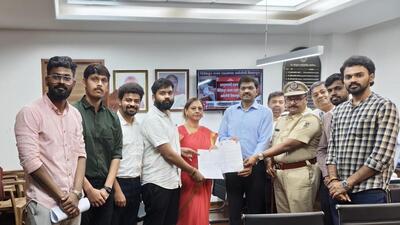 MARD delegation with Dr Neelam Andrade, acting dean of Cooper hospital MARD delegation with Dr Neelam Andrade, acting dean of Cooper hospital