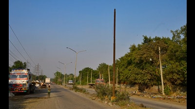 Missing and non functional streetlights at focal point area in Ludhiana on Tuesday. (Gurpreet Singh/HT) Missing and non functional streetlights at focal point area in Ludhiana on Tuesday. (Gurpreet Singh/HT)