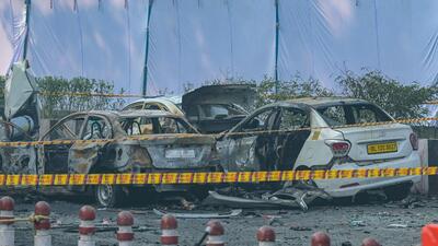 The blast took place at 6.52pm on Monday at Netaji Subhash Marg when the slow-moving i20 – which had been sold multiple times, retrofitted with a CNG tank, and had a registration number HR26CE7674 – stopped at a traffic signal, close to the Red Fort metro station. (Sanchit Khanna/HT) The blast took place at 6.52pm on Monday at Netaji Subhash Marg when the slow-moving i20 – which had been sold multiple times, retrofitted with a CNG tank, and had a registration number HR26CE7674 – stopped at a traffic signal, close to the Red Fort metro station. (Sanchit Khanna/HT)