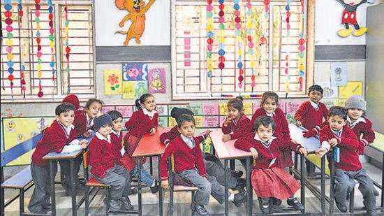 State-appointed trilingual policy committee, chaired by educationist and economist Narendra Jadhav, will hold an open consultative meeting in Pune on November 13. ((PIC FOR REPRESENTATION))