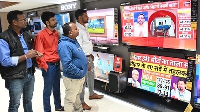 Exit poll bihar 2025: Several pollsters, including Matrize, P-Marq and Dainik Bhaskar, predicted at least 140 seats for the NDA. (Santosh Kumar/ Hindustan Times)