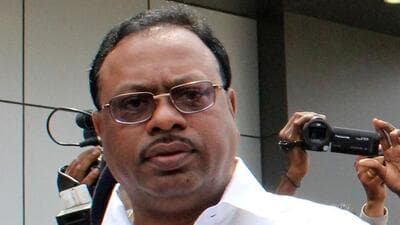 Minister Chandrashekhar Bawankule said he would seek clarification from stamps and registration department over double stamp duty notice issued to firm linked to DyCM Ajit Pawar’s son Parth Pawar. (HT) Minister Chandrashekhar Bawankule said he would seek clarification from stamps and registration department over double stamp duty notice issued to firm linked to DyCM Ajit Pawar’s son Parth Pawar. (HT)