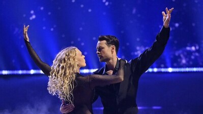 Dancing with the Stars: Dylan Efron and Rumer Willis won the relay round against Andy Richter and Kaitlyn Bristowe. (Instagram/@dancingwiththestars)
