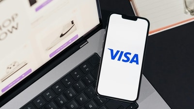 Are H-1B visa holders taking American jobs away? Controversy explained (Pexel - representational image) Are H-1B visa holders taking American jobs away? Controversy explained (Pexel - representational image)