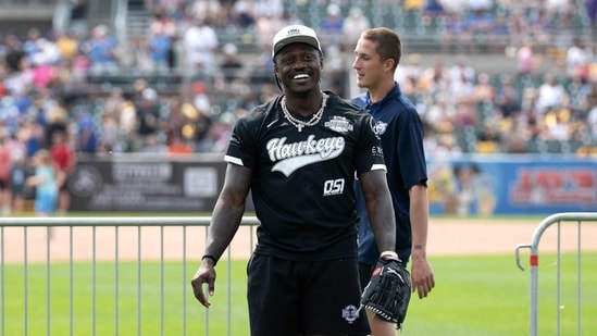AJ Brown of the Philadelphia Eagles warms up prior to the Cooper DeJean All-Star Charity Softball Game at Principal Park (Getty Images via AFP)