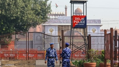 Rapid Action Force (RAF) stand guard at the Red Fort car blast site, in New Delhi on Wednesday. (ANI) Rapid Action Force (RAF) stand guard at the Red Fort car blast site, in New Delhi on Wednesday. (ANI)