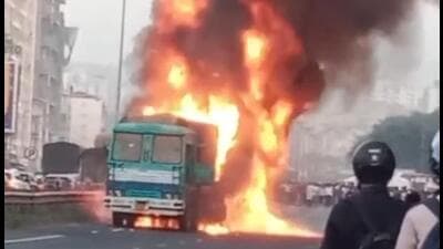 During the incident, two trucks and several cars caught fire, bringing traffic to a standstill. (HT PHOTO) During the incident, two trucks and several cars caught fire, bringing traffic to a standstill. (HT PHOTO)