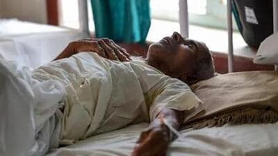 Leaders of a prominent NGO in Lawngtlai district, the Young Lai Association, said the outbreak — reportedly involving dysentery and vomiting accompanied by high fever — was first reported on November 4 (Representative photo) Leaders of a prominent NGO in Lawngtlai district, the Young Lai Association, said the outbreak — reportedly involving dysentery and vomiting accompanied by high fever — was first reported on November 4 (Representative photo)