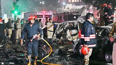 Delhi Red Fort Blast (Sanjeev Verma/ Hindustan Times) Delhi Red Fort Blast (Sanjeev Verma/ Hindustan Times)