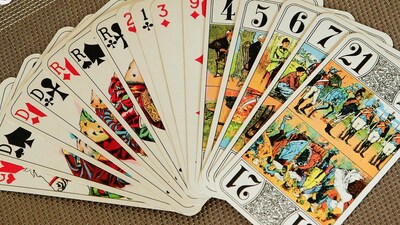 Tarot Horoscope Today: Zodiac Sign Predictions for November 14, 2025