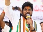 Congress candidate Vallala Naveen Yadav is leading.