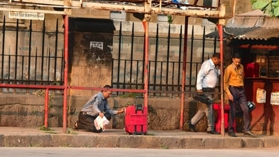 The red-coloured bag was spotted at 4:45 PM at CSTM Mumbai, which led to people being asked to vacate the bus depot. (HT/Raju Shinde) The red-coloured bag was spotted at 4:45 PM at CSTM Mumbai, which led to people being asked to vacate the bus depot. (HT/Raju Shinde)
