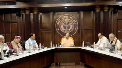 Chief minister Yogi Adityanath chairing a meeting of the Uttar Pradesh cabinet on Friday. (HT) Chief minister Yogi Adityanath chairing a meeting of the Uttar Pradesh cabinet on Friday. (HT)