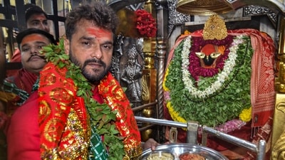 Chhapra election result: The 39-year-old artist, a native of Chapra, joined the RJD in the presence of party leader Tejashwi Yadav in October this year. (PTI) Chhapra election result: The 39-year-old artist, a native of Chapra, joined the RJD in the presence of party leader Tejashwi Yadav in October this year. (PTI)