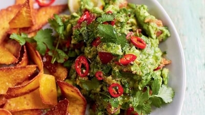 Spicy guacamole, for some lip-smacking snacking (Photo: Happy Foodie) Spicy guacamole, for some lip-smacking snacking (Photo: Happy Foodie)