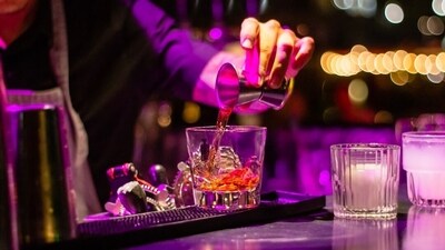 Does spiking your drink with electrolytes actually work? Read more to find out! (Unsplash) Does spiking your drink with electrolytes actually work? Read more to find out! (Unsplash)