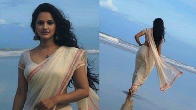 <p>కిల్లర్.. కిల్లర్ సాంగ్ లాంచ్, గ్లింప్స్, థ్యాంక్స్ గివింగ్ ఈవెంట్ 18న రాబోతోంది. వివరాలను త్వరలోనే వెల్లడిస్తాం అనే క్యాప్షన్ తో ఆమె ఈ ఫొటోలు షేర్ చేసింది.</p> <p>కిల్లర్.. కిల్లర్ సాంగ్ లాంచ్, గ్లింప్స్, థ్యాంక్స్ గివింగ్ ఈవెంట్ 18న రాబోతోంది. వివరాలను త్వరలోనే వెల్లడిస్తాం అనే క్యాప్షన్ తో ఆమె ఈ ఫొటోలు షేర్ చేసింది.</p>