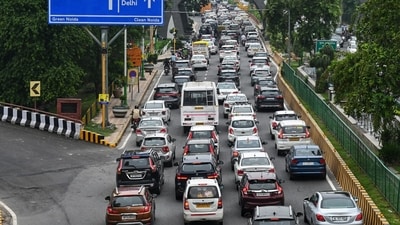 The alert will automatically encourage drivers to regulate their speed, police officials said. (Sunil Ghosh/HT) The alert will automatically encourage drivers to regulate their speed, police officials said. (Sunil Ghosh/HT)