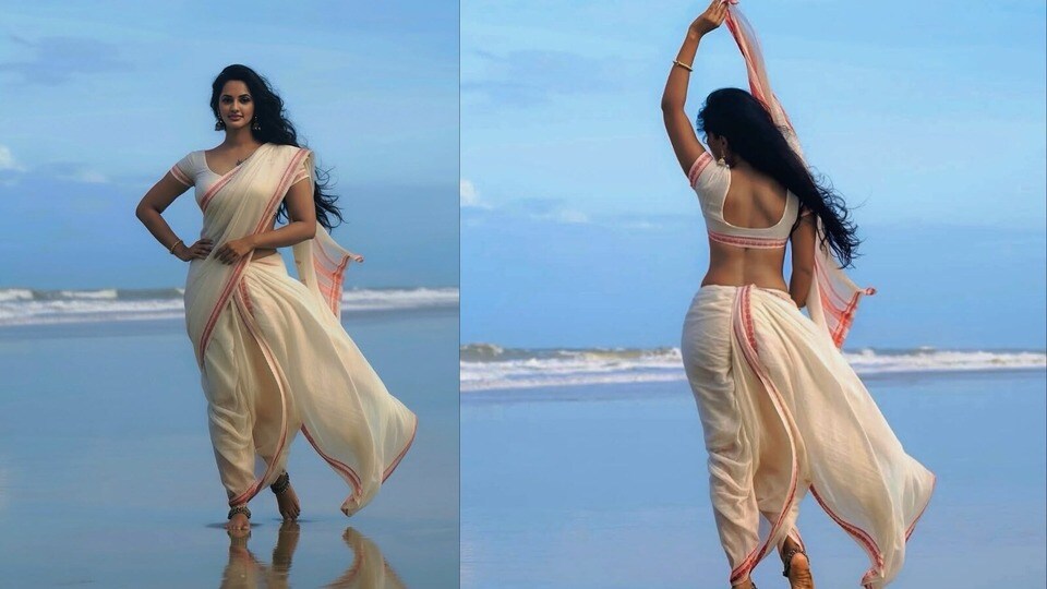 <p>లవ్లీ క్వీన్ అంటూ ఈ ఫొటోలు చూసిన ఫ్యాన్స్ కామెంట్స్ చేస్తున్నారు. రెడ్ హార్ట్, ఫైర్ ఎమోజీలూ పోస్ట్ చేస్తున్నారు.</p>
