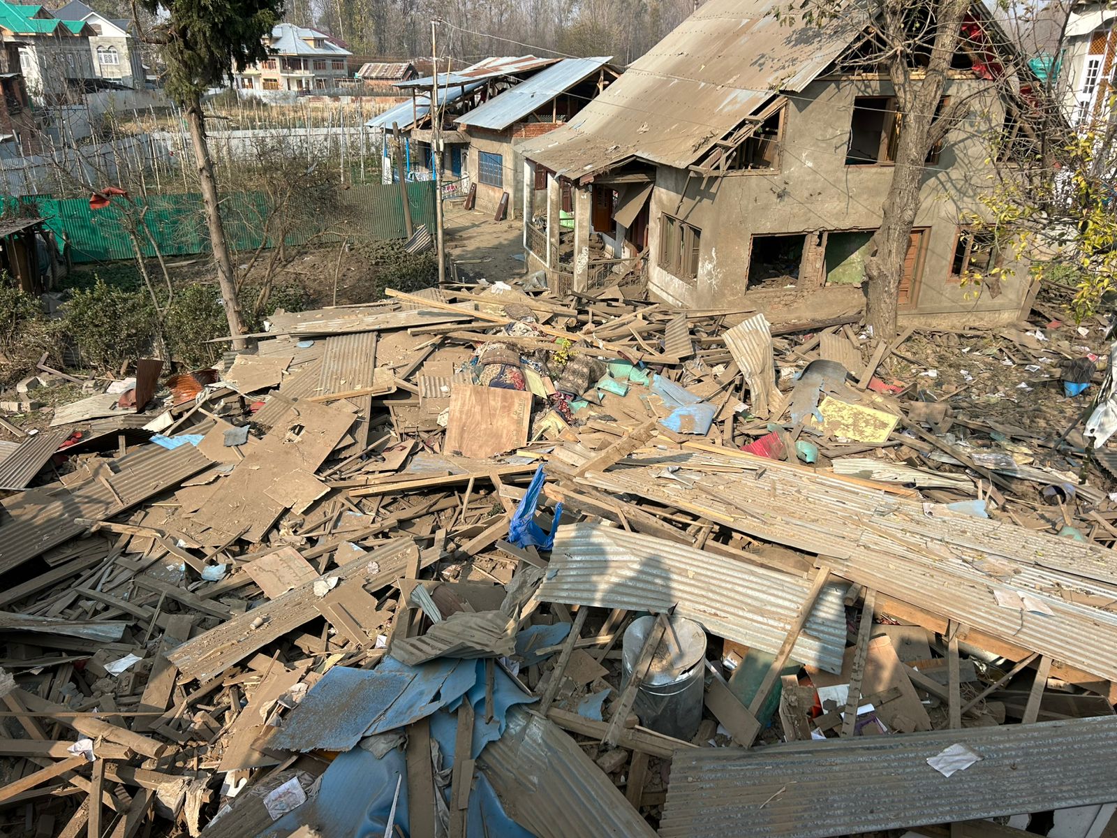 Pulwama house of Dr Umar Nabi involved in Delhi blast demolished (Waseem Andrabi/HT photo) Pulwama house of Dr Umar Nabi involved in Delhi blast demolished (Waseem Andrabi/HT photo)