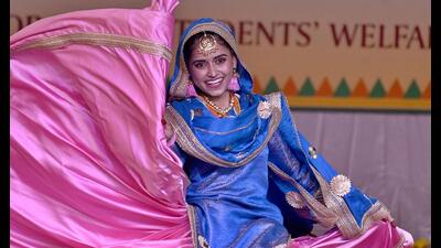 A student performs solo folk dance during the Inter-College Youth Festival at PAU (Gurpreet Singh/HT)