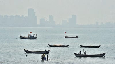 On Saturday, overall AQI in the city stood at 155, falling under the ‘moderate’ category. (Bhushan Koyande/HT Photo) On Saturday, overall AQI in the city stood at 155, falling under the ‘moderate’ category. (Bhushan Koyande/HT Photo)