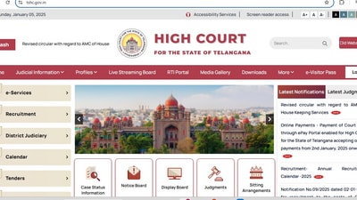 <p>తెలంగాణ హైకోర్టు వెబ్సైట్ను సైబర్ నేరగాళ్లు హ్యాక్ చేశారు. ఆర్డర్ కాపీలు డౌన్లోడ్ చేస్తుండగా ఆన్లైన్ బెట్టింగ్ సైట్ ఓపెన్ అయింది. వెంటనే అప్రమత్తమైన అధికారులు… సైబర్ పోలీసులకు ఫిర్యాదు చేశారు.</p> <p>తెలంగాణ హైకోర్టు వెబ్సైట్ను సైబర్ నేరగాళ్లు హ్యాక్ చేశారు. ఆర్డర్ కాపీలు డౌన్లోడ్ చేస్తుండగా ఆన్లైన్ బెట్టింగ్ సైట్ ఓపెన్ అయింది. వెంటనే అప్రమత్తమైన అధికారులు… సైబర్ పోలీసులకు ఫిర్యాదు చేశారు.</p>