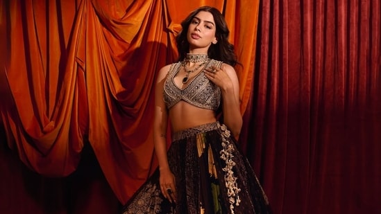 Khushi Kapoor flaunts gorgeous ensembles for Bhumika Sharma. (Instagram/khushikapoor)